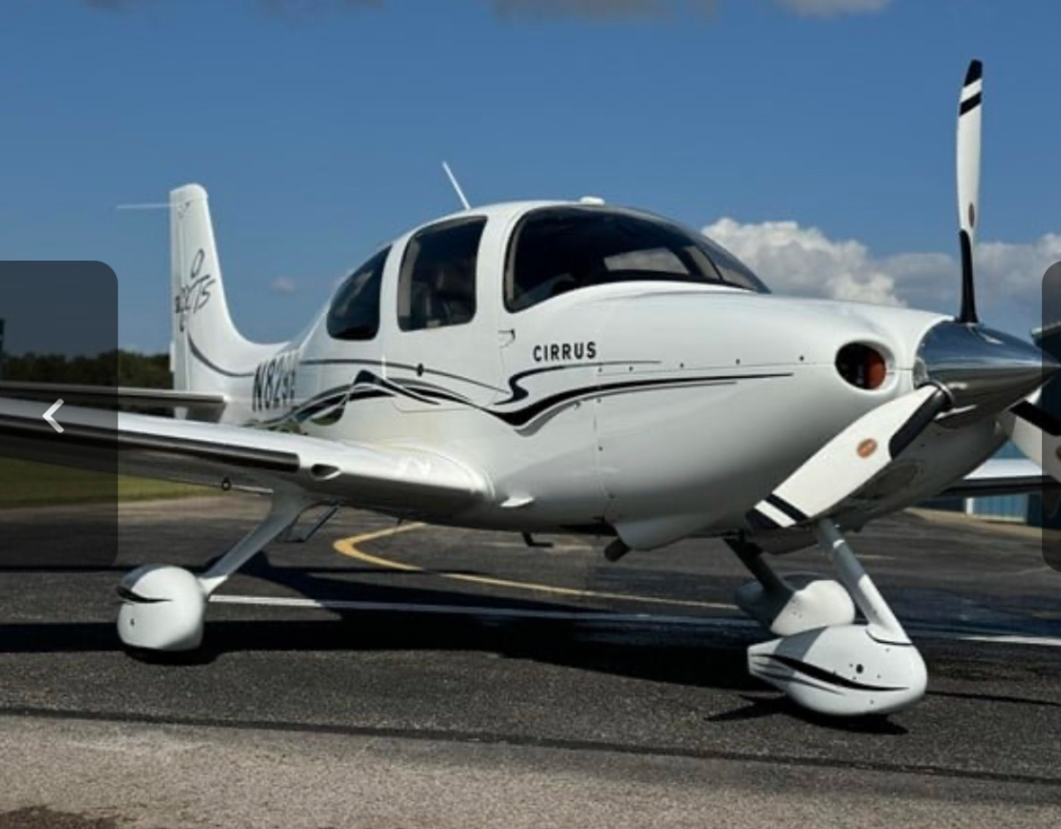 2018 Cirrus SR22 G6 Turbo on the ramp